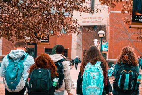 students returning to campus