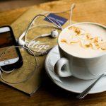 5 Unique Podcasts For Your Daily Commute