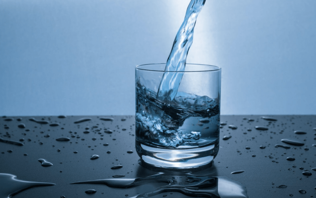 How to Tell If You’re Not Drinking Enough Water